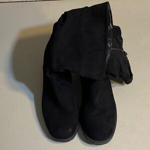 Elegant Black Suede Heeled Boots